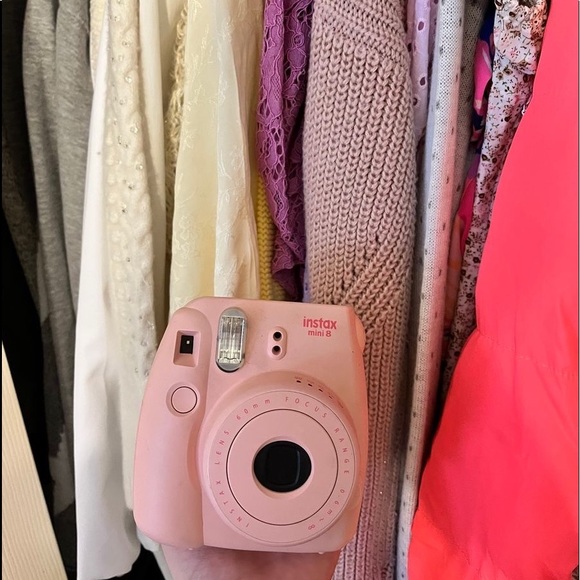 Instax Pink Mini 8 Polaroid Camera - Picture 1 of 3